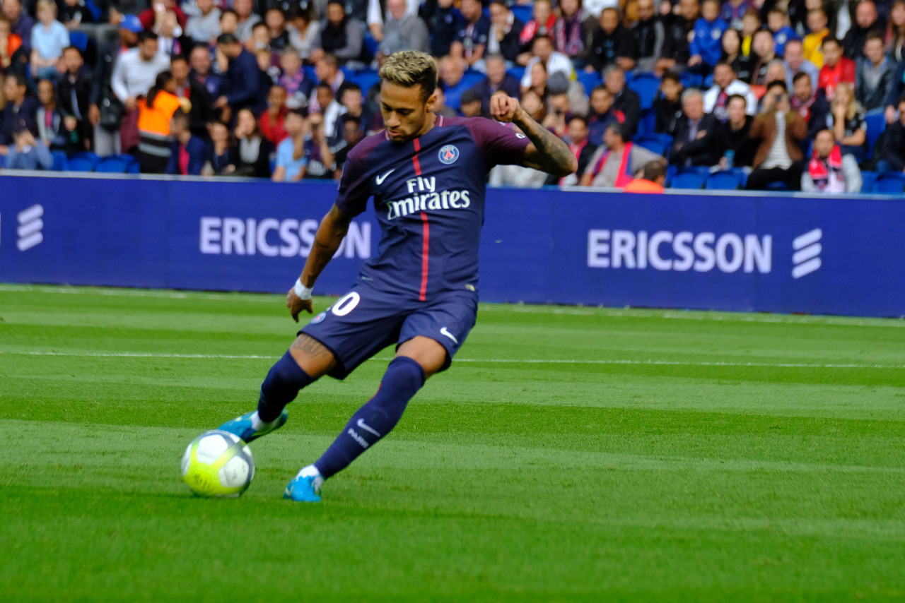 阿根廷电视台报道养老金诈骗案，加斯佩里尼意外成为乌龙主角（阿根廷电视台播出养老金诈骗案报道，加斯佩里尼意外被误当主角）