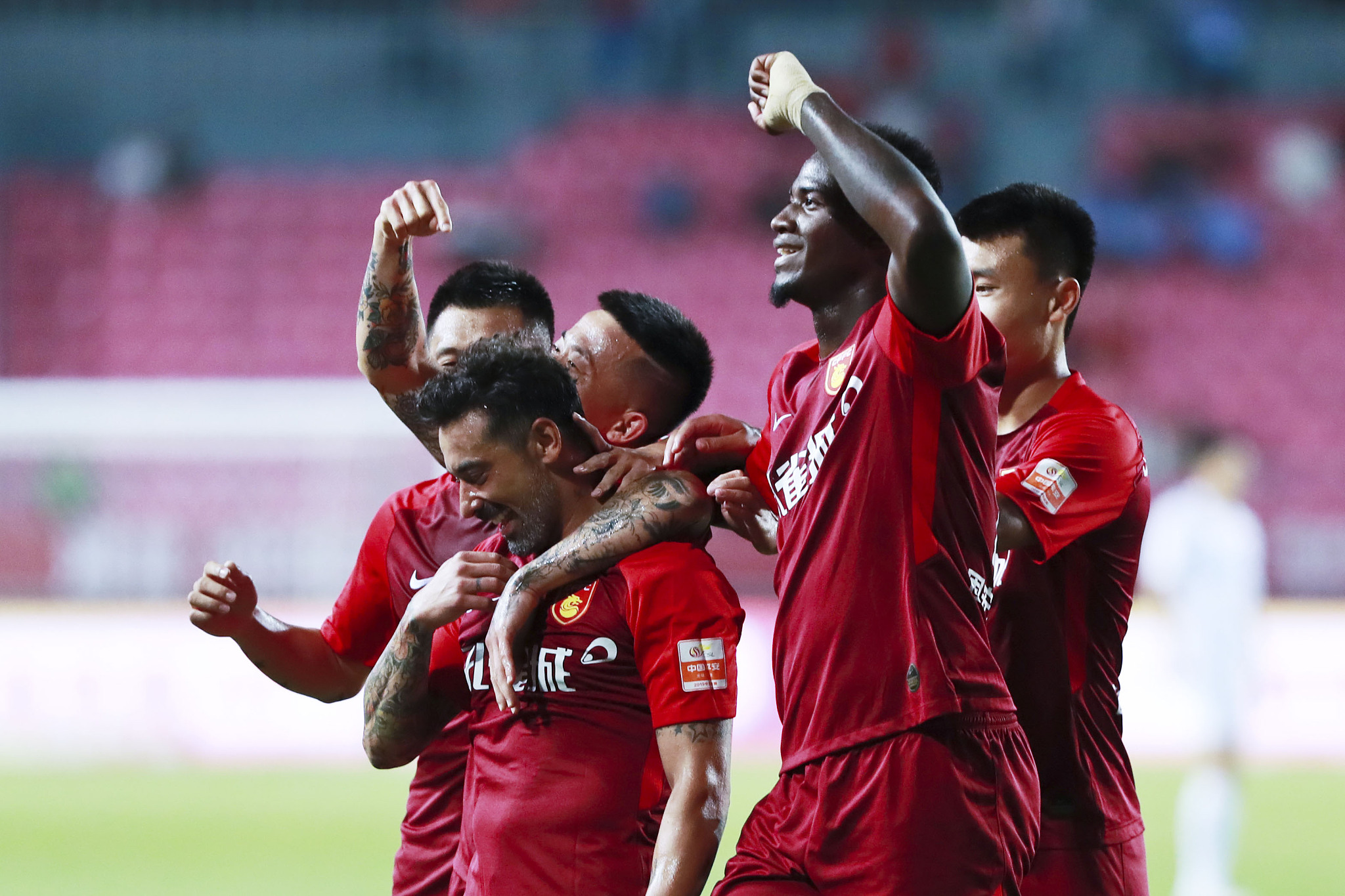 足球联赛赛季最佳球员排行榜公布（足球联赛本赛季最佳球员榜单出炉）