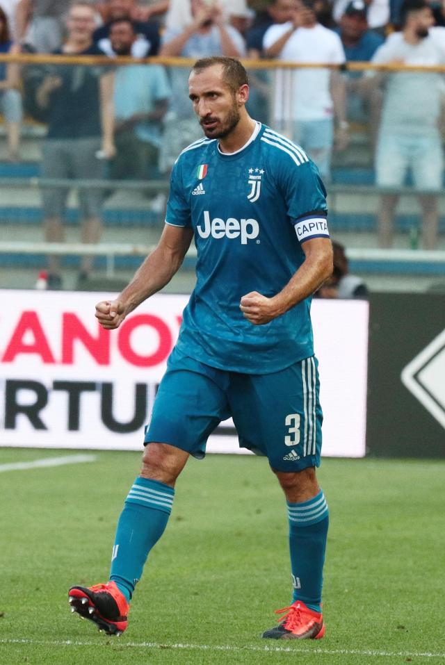 利物浦稍战优势或双杀巴黎 加时赛并非天方夜谭（利物浦略占上风有望再胜巴黎 加时大战并非不可能）