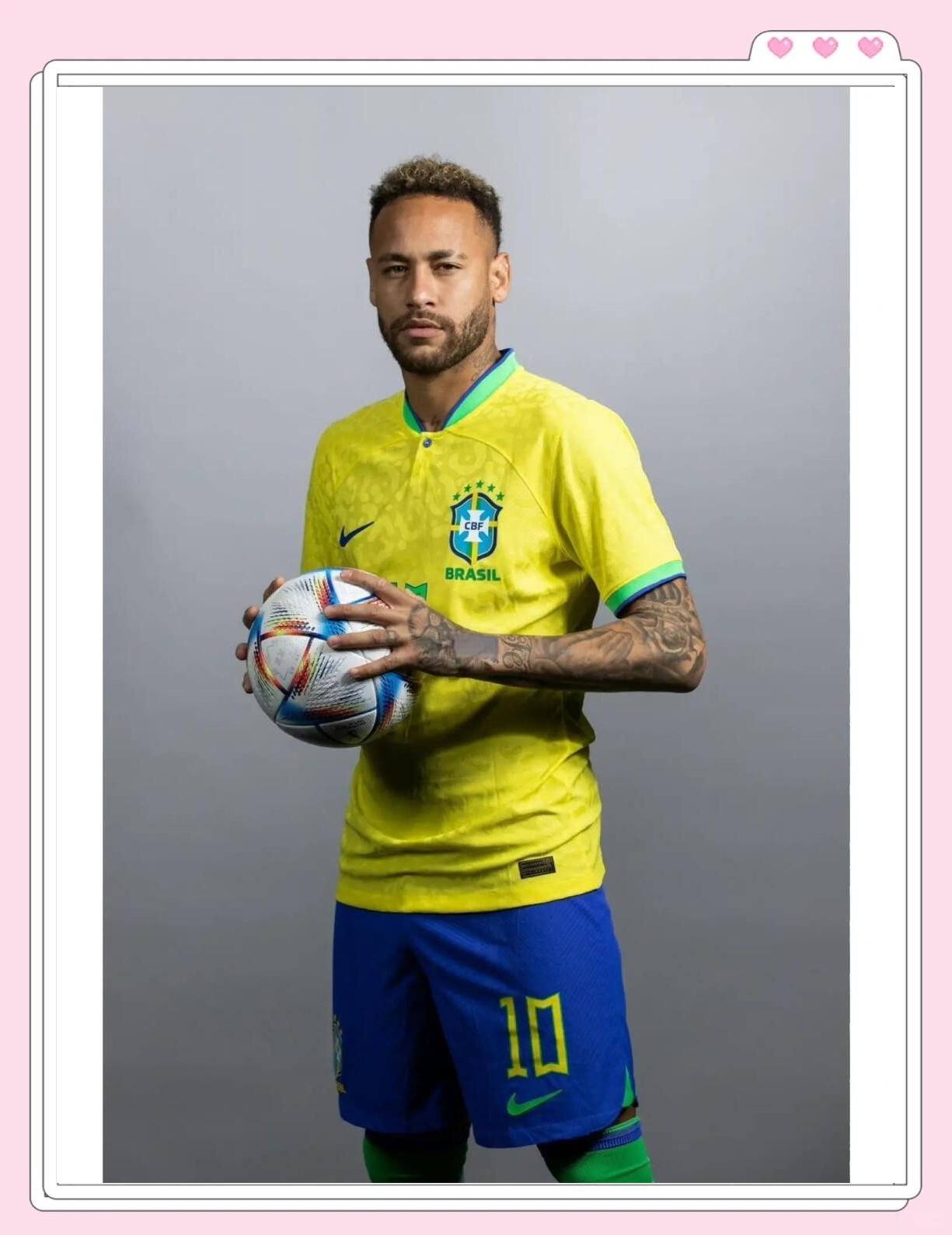 FM26逆天Bug，外场球员“闪现”至门前挡出对方主罚的点球（FM26离谱BUG：外场球员瞬移到门前，直接封堵对手点球）