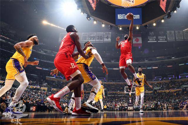 47场44球6助，姆巴佩西甲生涯已直接参与50球（姆巴佩西甲47战已造50球： 44球+6助）