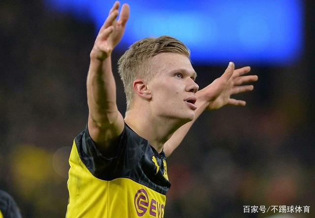 RNM退钱！印度球迷：梅西就亮相了10分钟，人都没看清，退钱！（印度球迷不满：梅西仅亮相10分钟，根本没看清，要求退款）